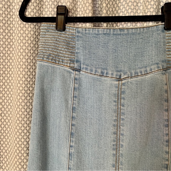 Free People Denim Skirt - Size 0 - Picture 4 of 10